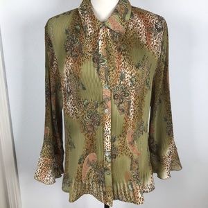 NICOLA BUTTON UP RUFFLE SLEEVE PLEATED ANIMAL TOP